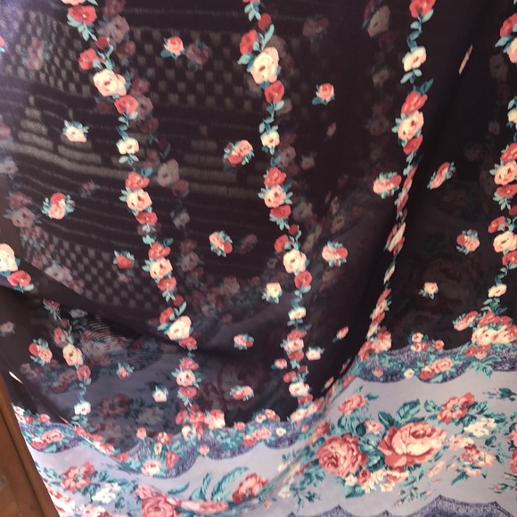 Sheer wrap - Picture 2 of 3